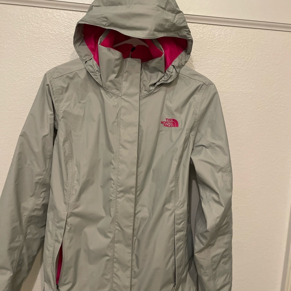 The North Face Pink Grey Ribbon Resolve Jacket Women's - Picture 2 of 15